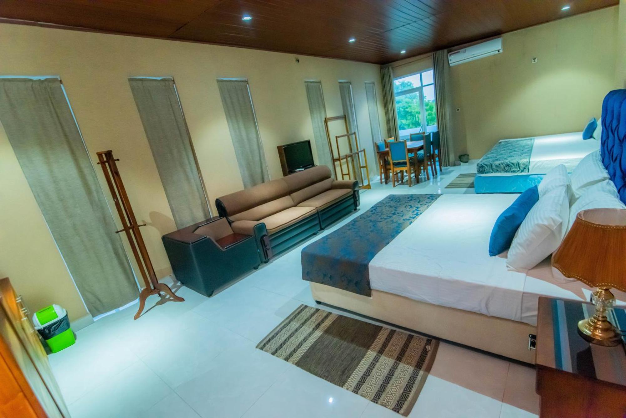 Royal Reach Udawalawe Hotel Kamer foto