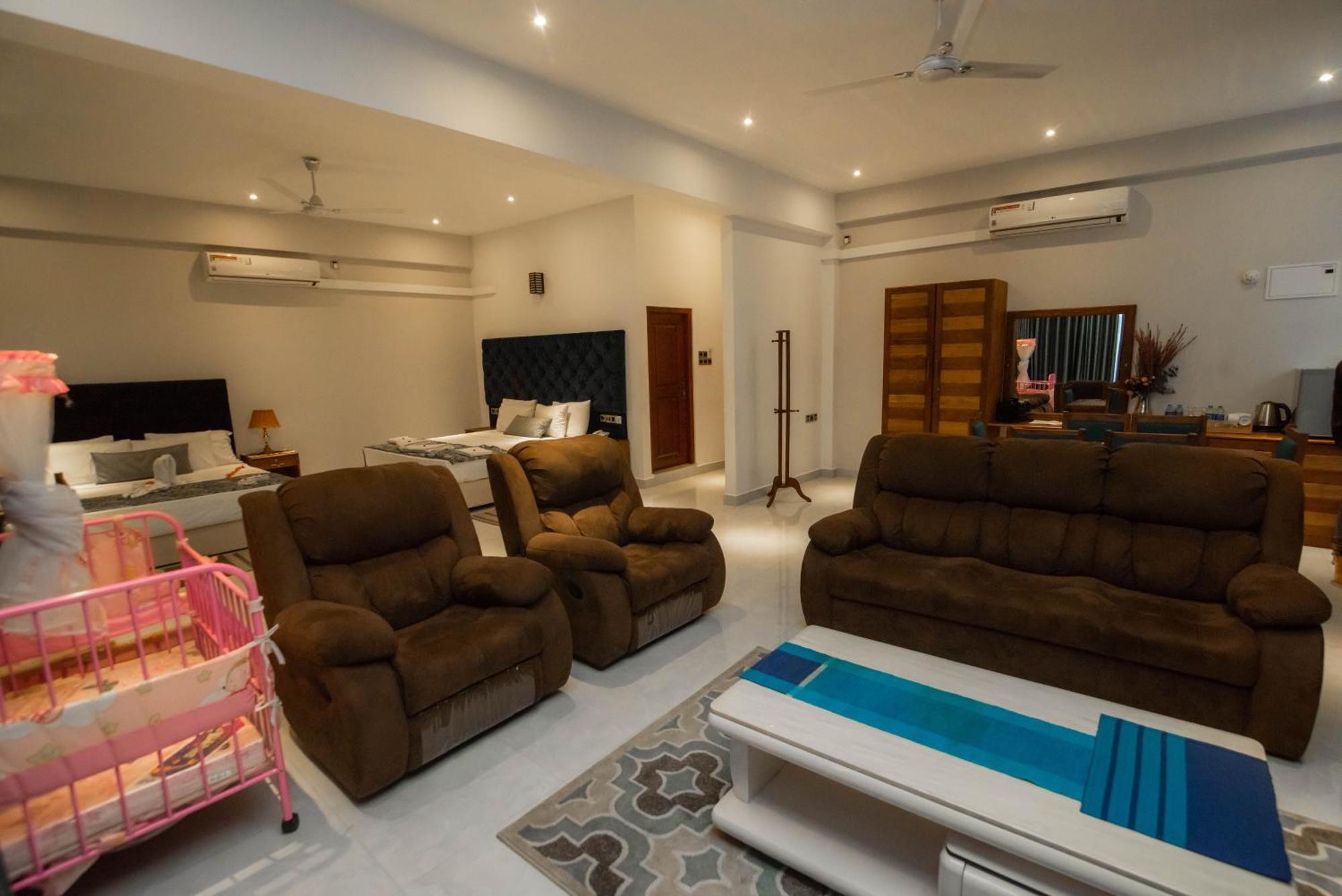 Royal Reach Udawalawe Hotel Kamer foto