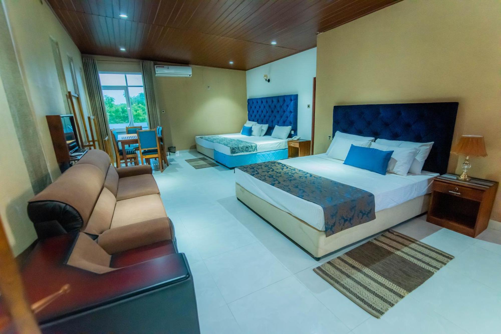Royal Reach Udawalawe Hotel Kamer foto